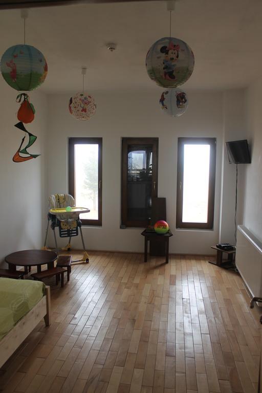 Pensiunea Muntele Alb Horezu Exterior foto